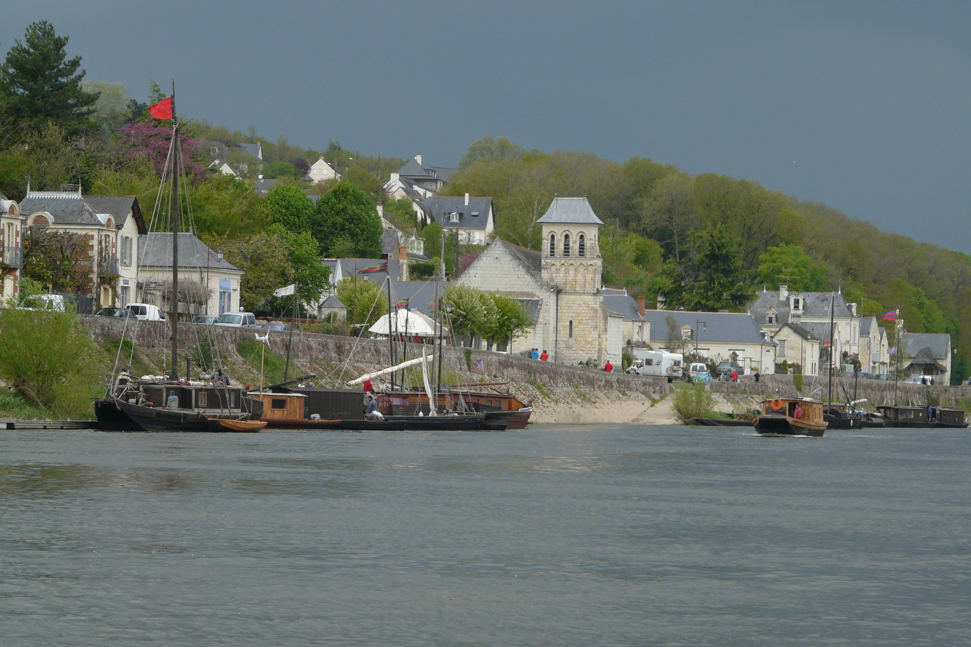 Vue sur Le Thoureil depuis la Loire