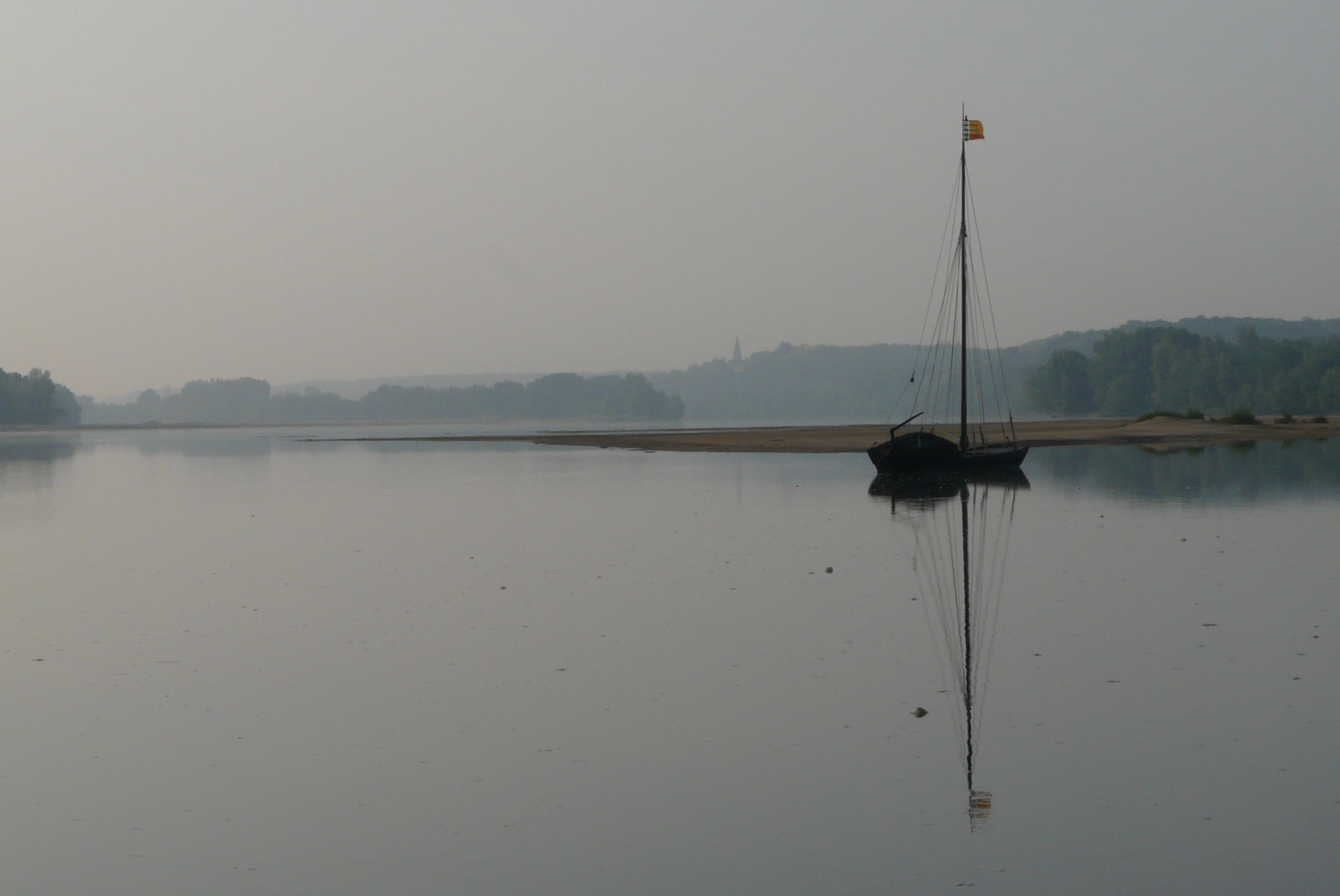 Toue sablière sur la Loire